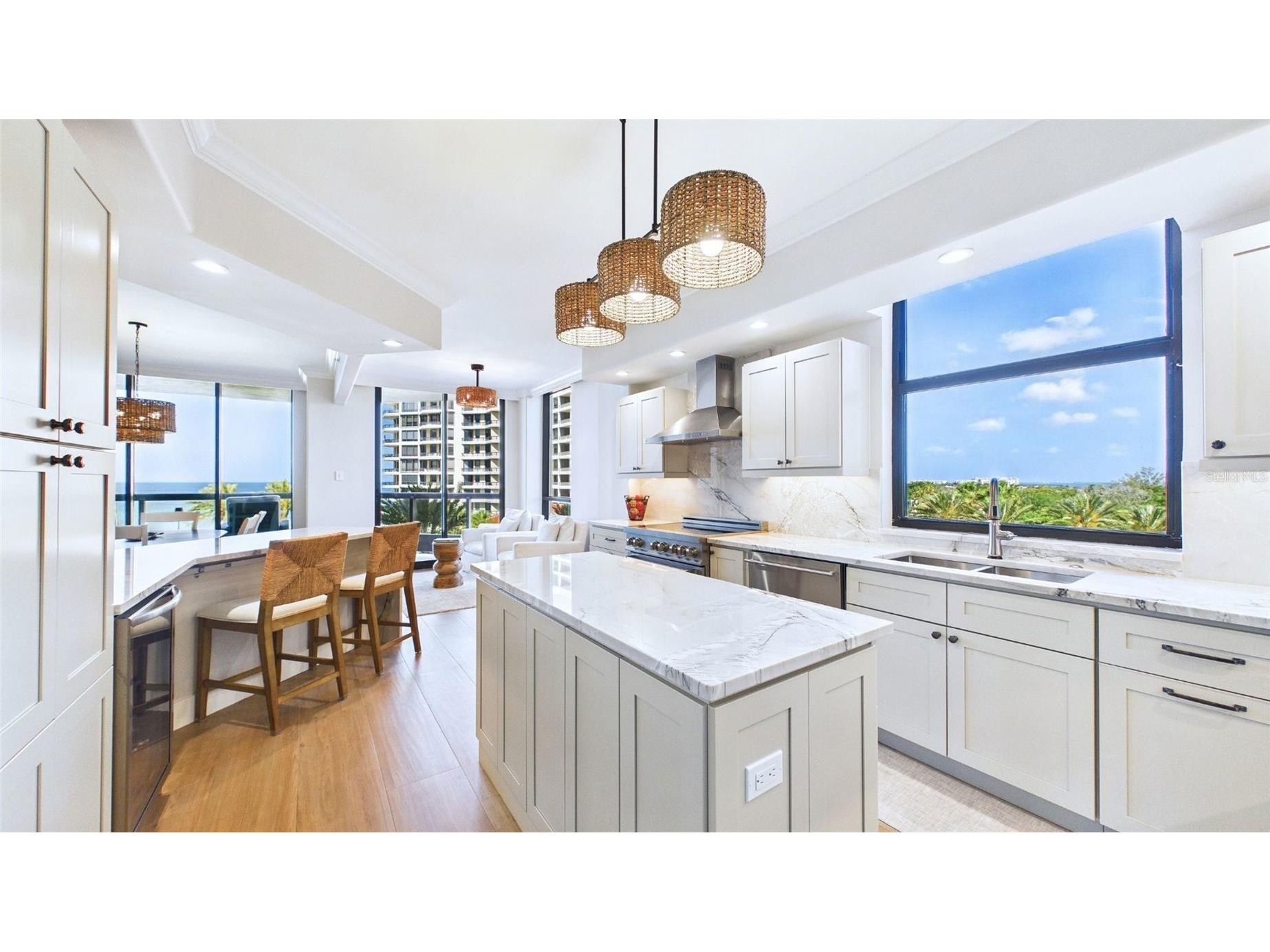 1241 Gulf Of Mexico Drive #506 Longboat Key FL 34228 A4689658 image6