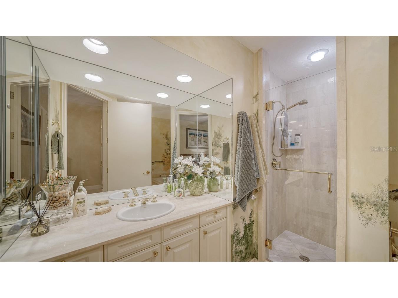 1241 Gulf Of Mexico Drive #603 Longboat Key FL 34228 A4648856 image39