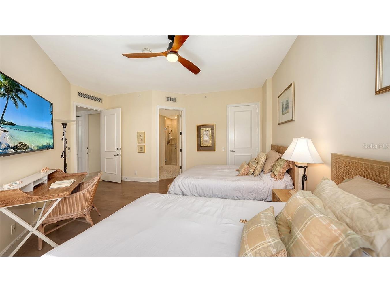 1241 Gulf Of Mexico Drive #803 Longboat Key FL 34228 - GULF OF MEXICO A4667938 image20