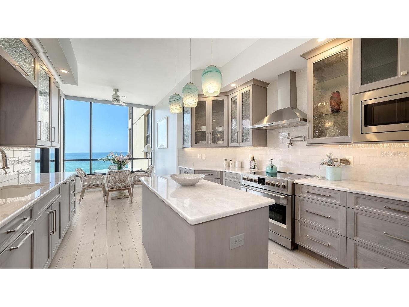 1241 Gulf Of Mexico Drive #803 Longboat Key FL 34228 - GULF OF MEXICO A4667938 image8