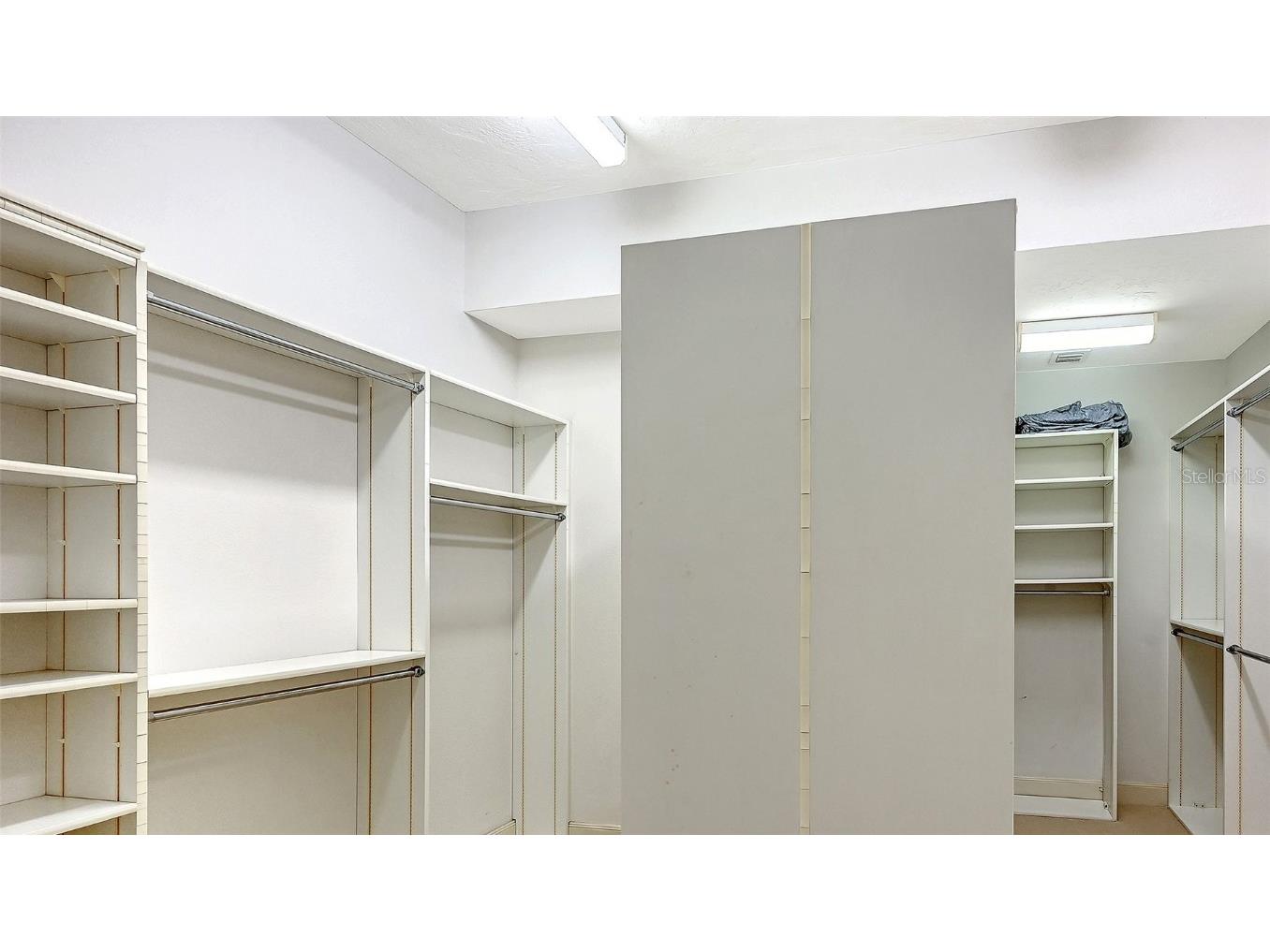 1241 Gulf Of Mexico Drive #804 Longboat Key FL 34228 - GULF OF MEXICO A4669837 image29