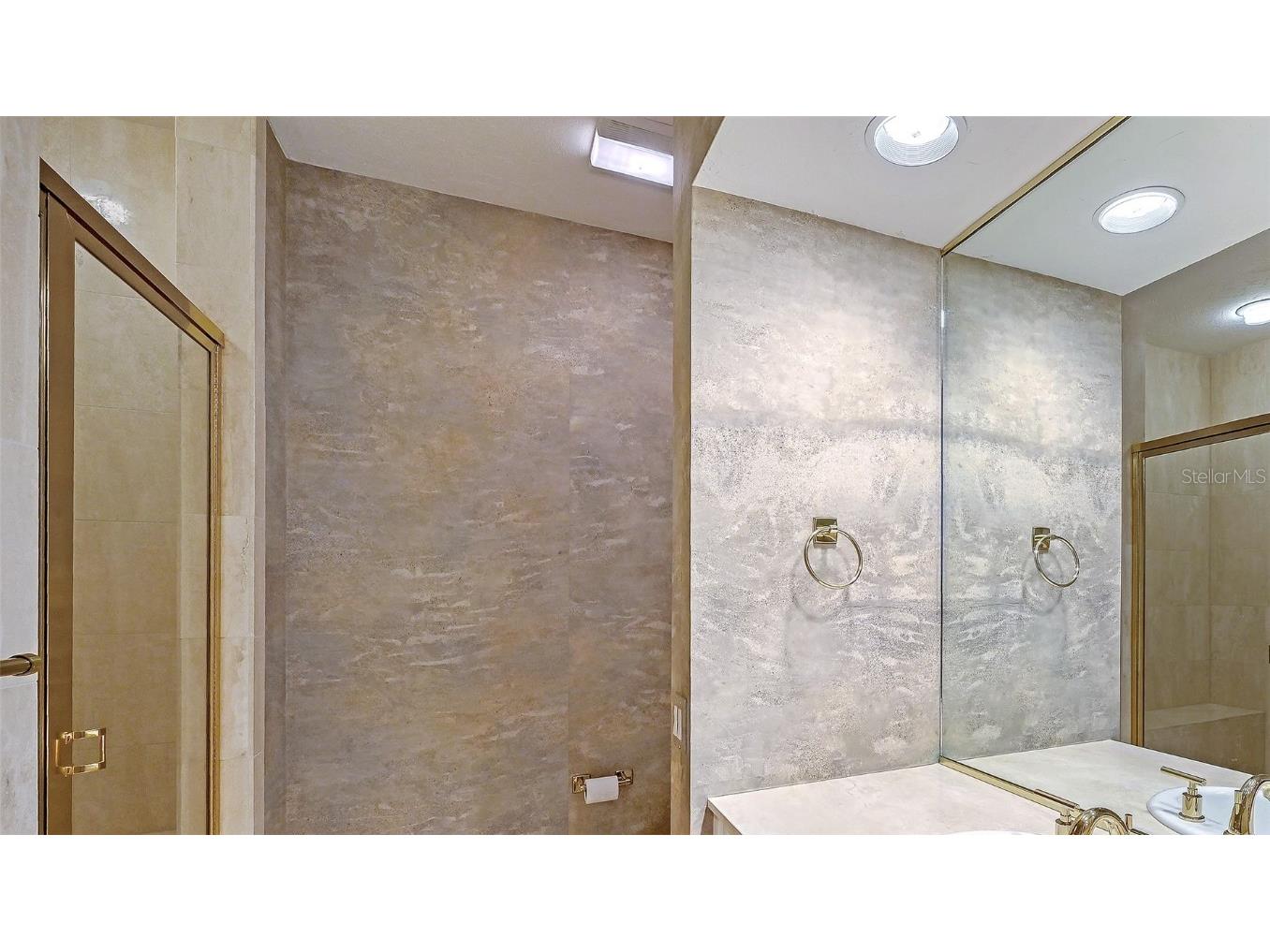 1241 Gulf Of Mexico Drive #804 Longboat Key FL 34228 - GULF OF MEXICO A4669837 image41