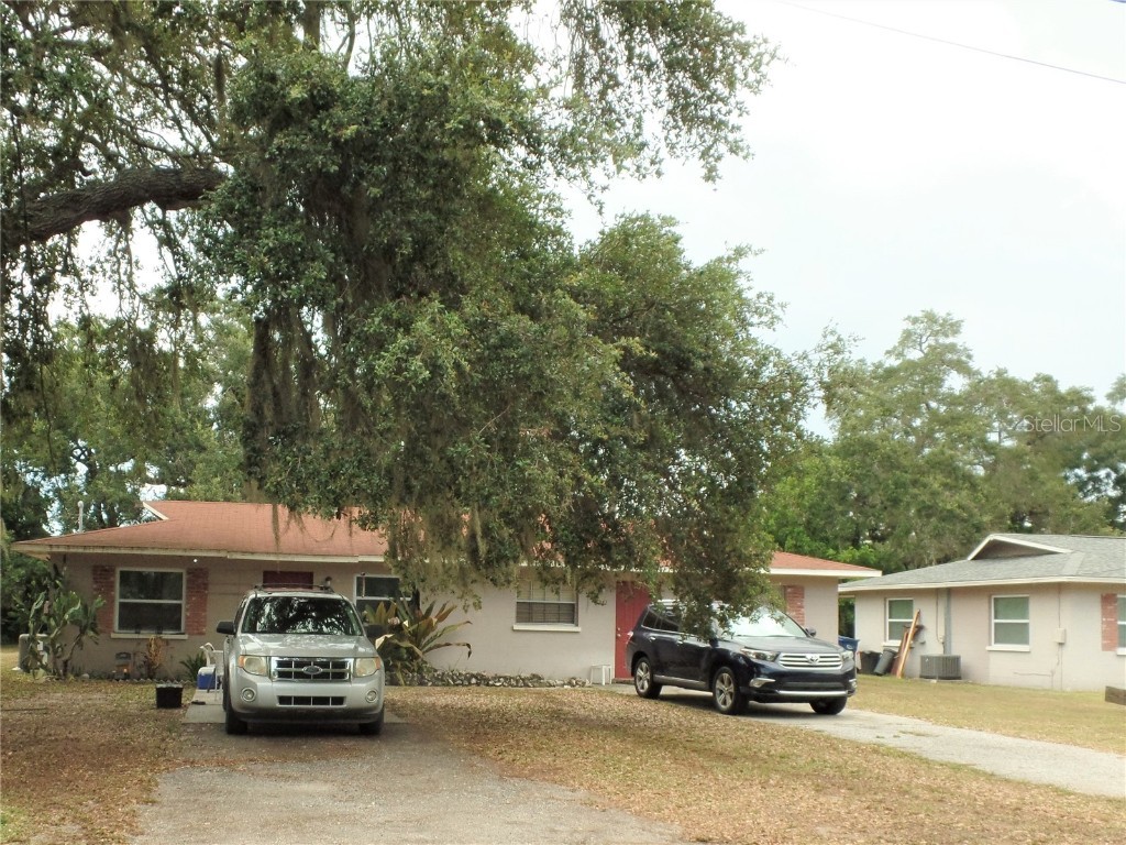 1241 Idlewild Court Sarasota FL 34243 A4578340 image1