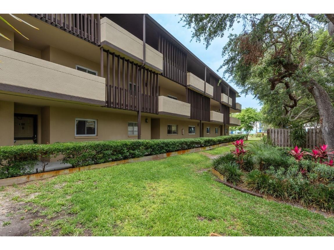 1241 S Martin Luther King Jr Avenue #302 Clearwater FL 33756 TB8385489 image1