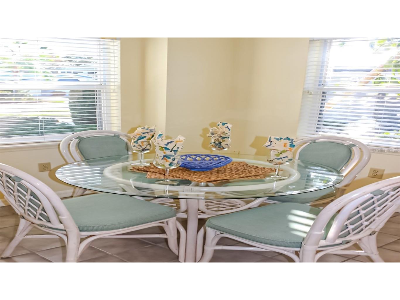 1241 Siesta Bayside Drive #1241-A Sarasota FL 34242 A4588747 image8