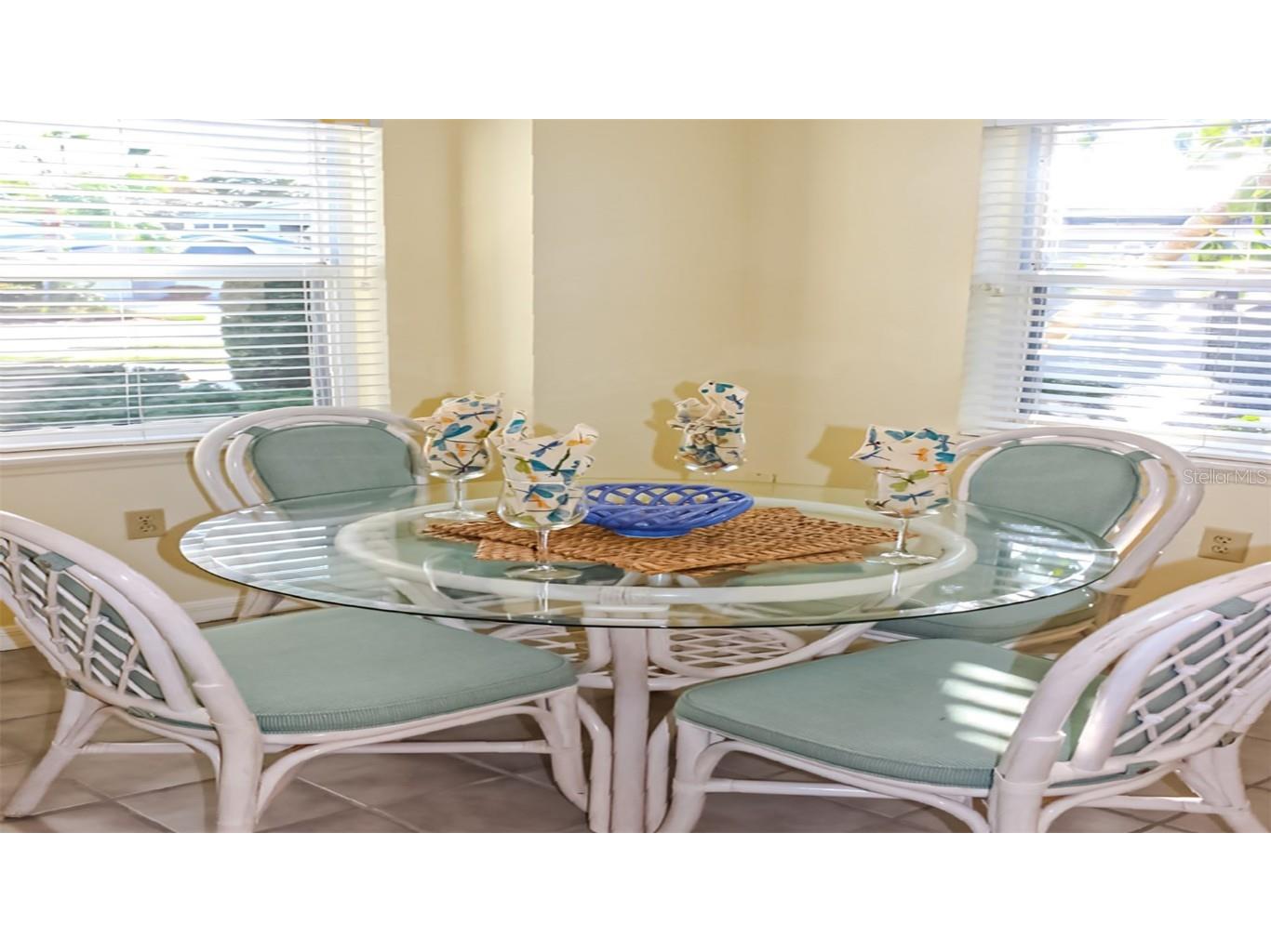 1241 Siesta Bayside Drive #1241-A Sarasota FL 34242 A4588747 image9