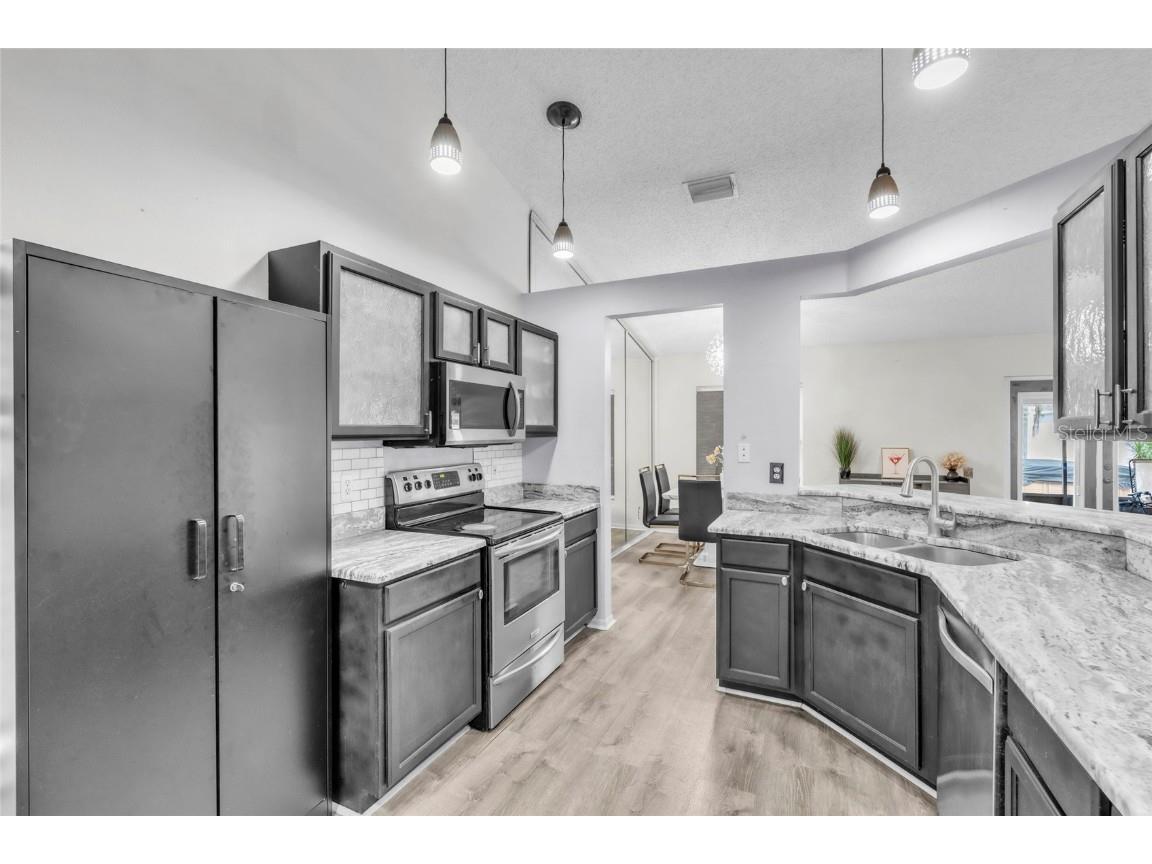 12410 Early Run Lane Riverview FL 33578 TB8452498 image12