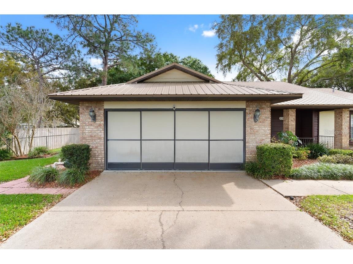 12410 Pine Glen Drive Leesburg FL 34788 - LAKE EUSTIS G5079078 image1