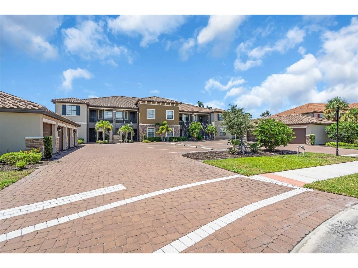 12413 Osorio Court #101 Sarasota FL 34238 A4662169 image1