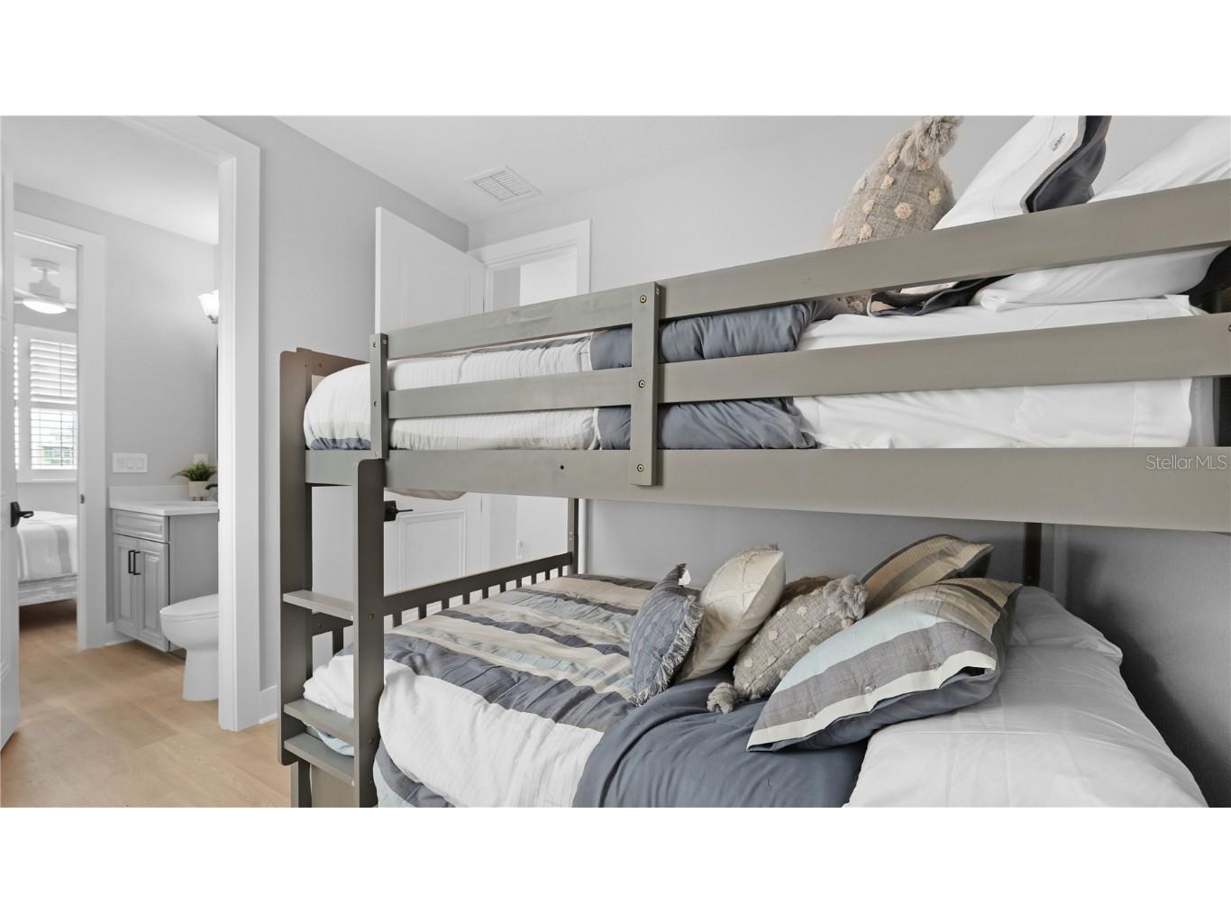 12415 Dockside Terrace Cortez FL 34215 A4649479 image35