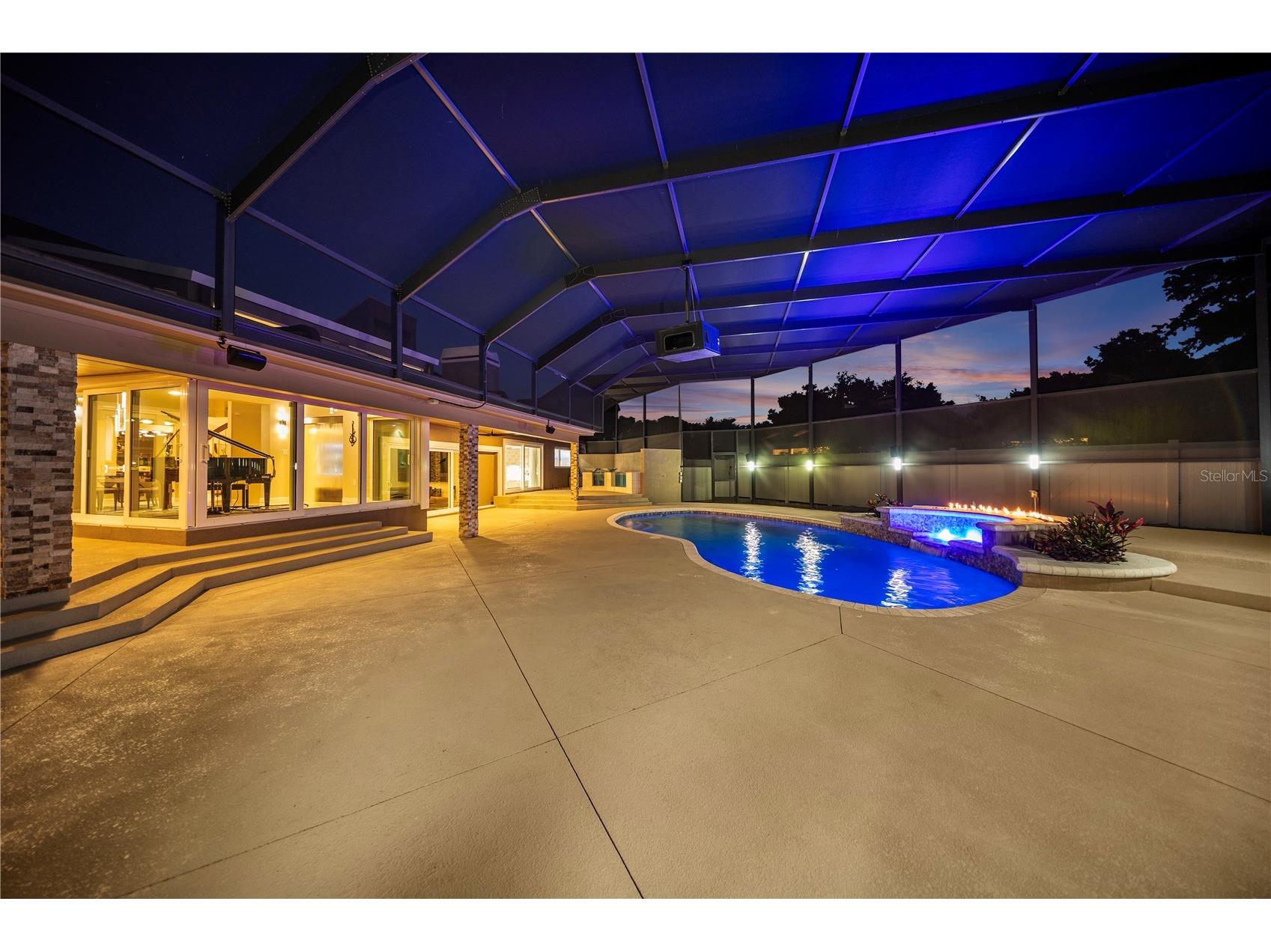 12416 Stillwater Terrace Drive Tampa FL 33618 TB8509406 image44