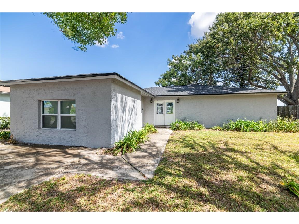 12417 84th Way Largo FL 33773 - SHORE LAKE TB8334690 image2