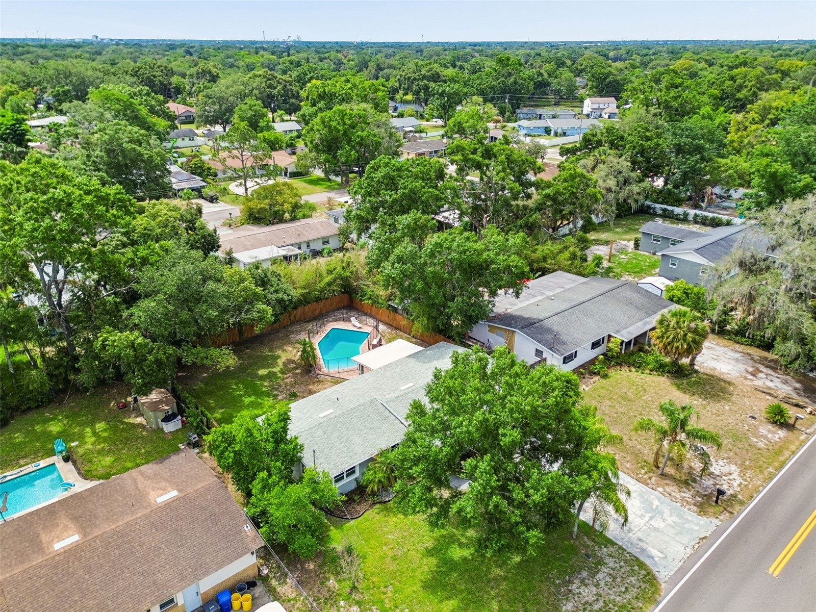 12417 N Rome Avenue Tampa FL 33612 TB8517684 image46