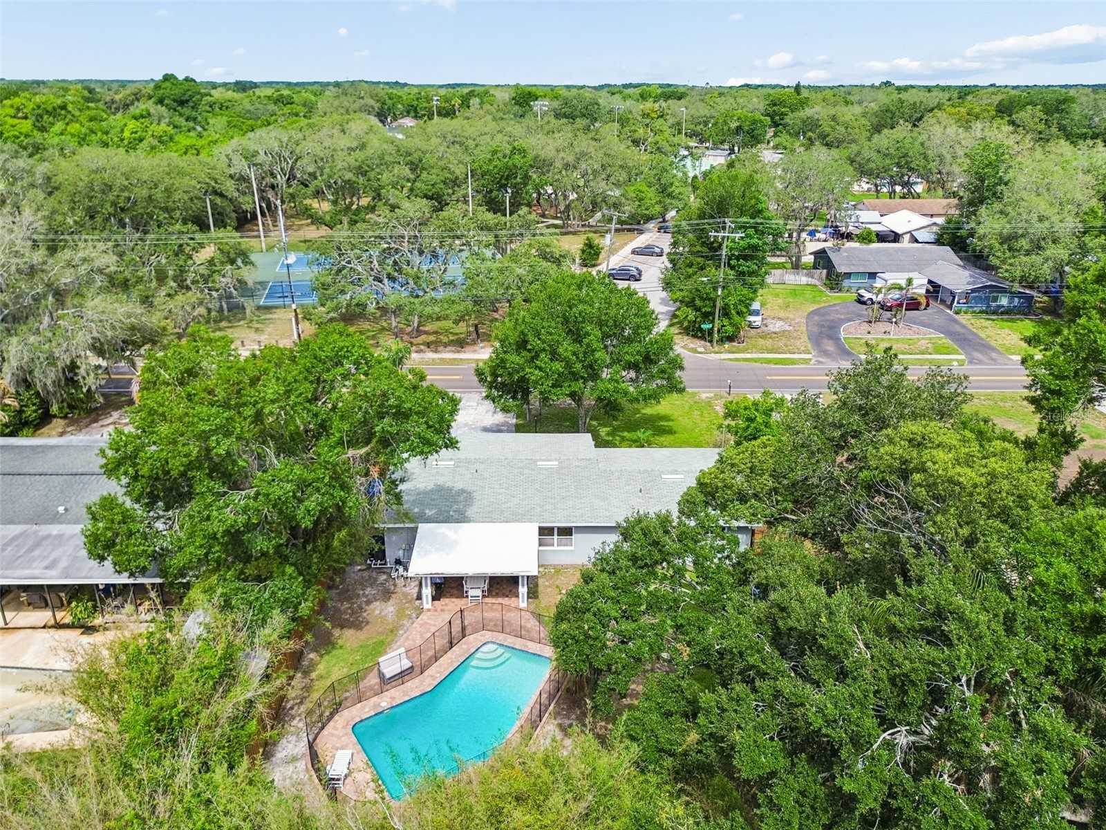 12417 N Rome Avenue Tampa FL 33612 TB8517684 image54