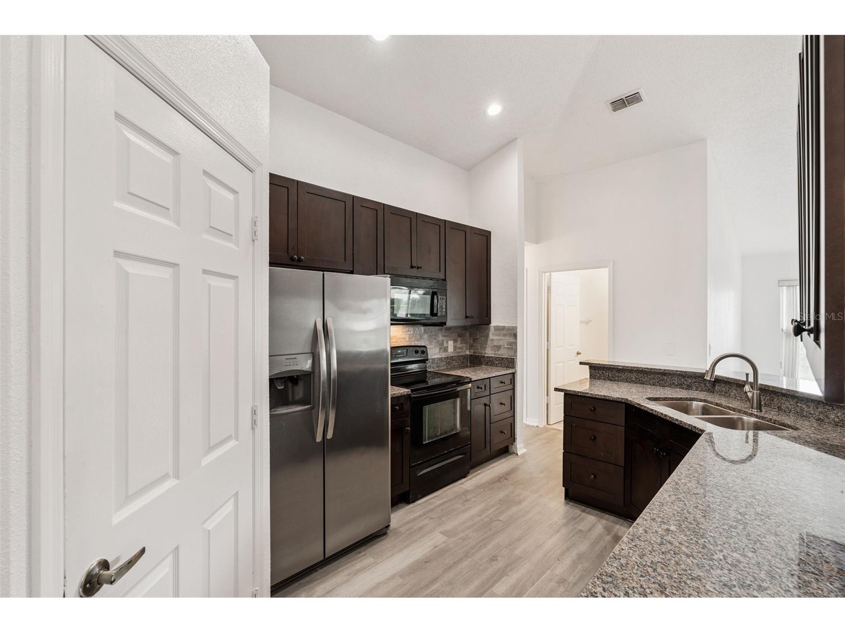 12418 Sion Court Orlando FL 32824 O6405387 image3