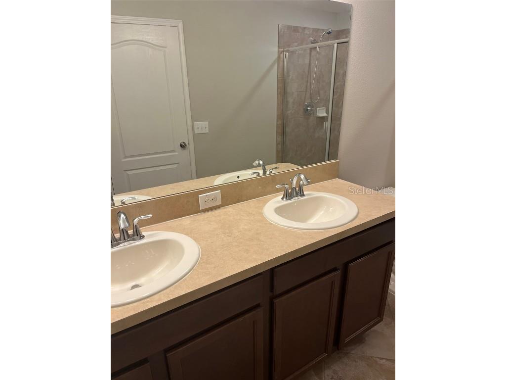 1242 Acadia Harbor Place Brandon FL 33511 TB8455865 image20