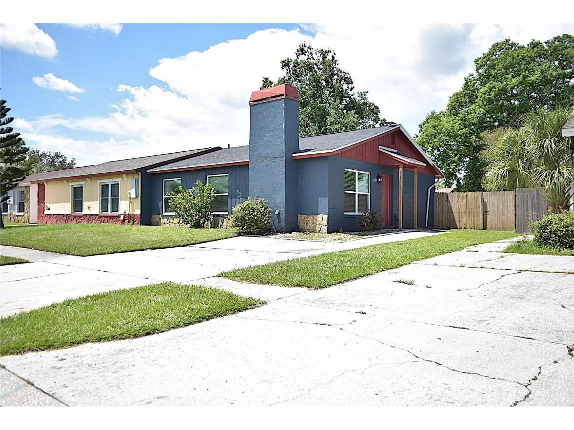 1242 Mohrlake Drive Brandon FL 33511 TB8419751 image1