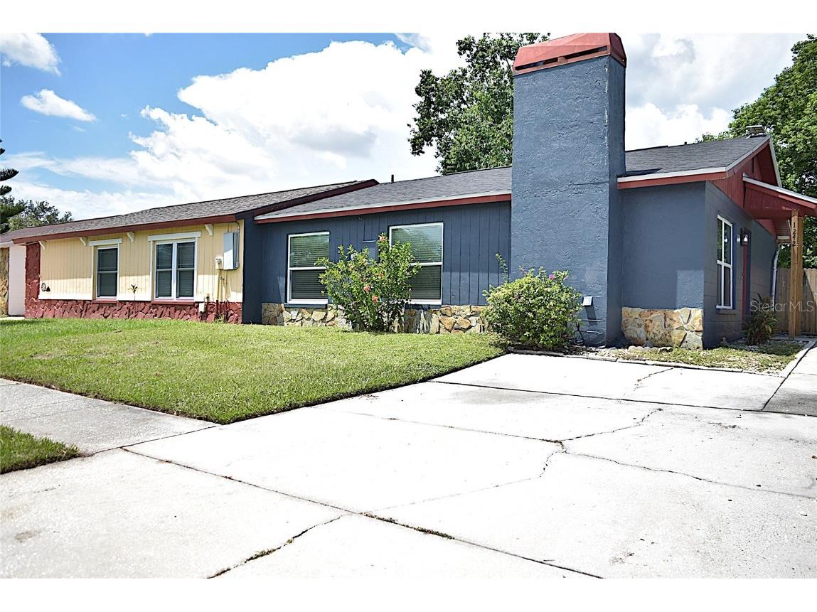 1242 Mohrlake Drive Brandon FL 33511 TB8448961 image2