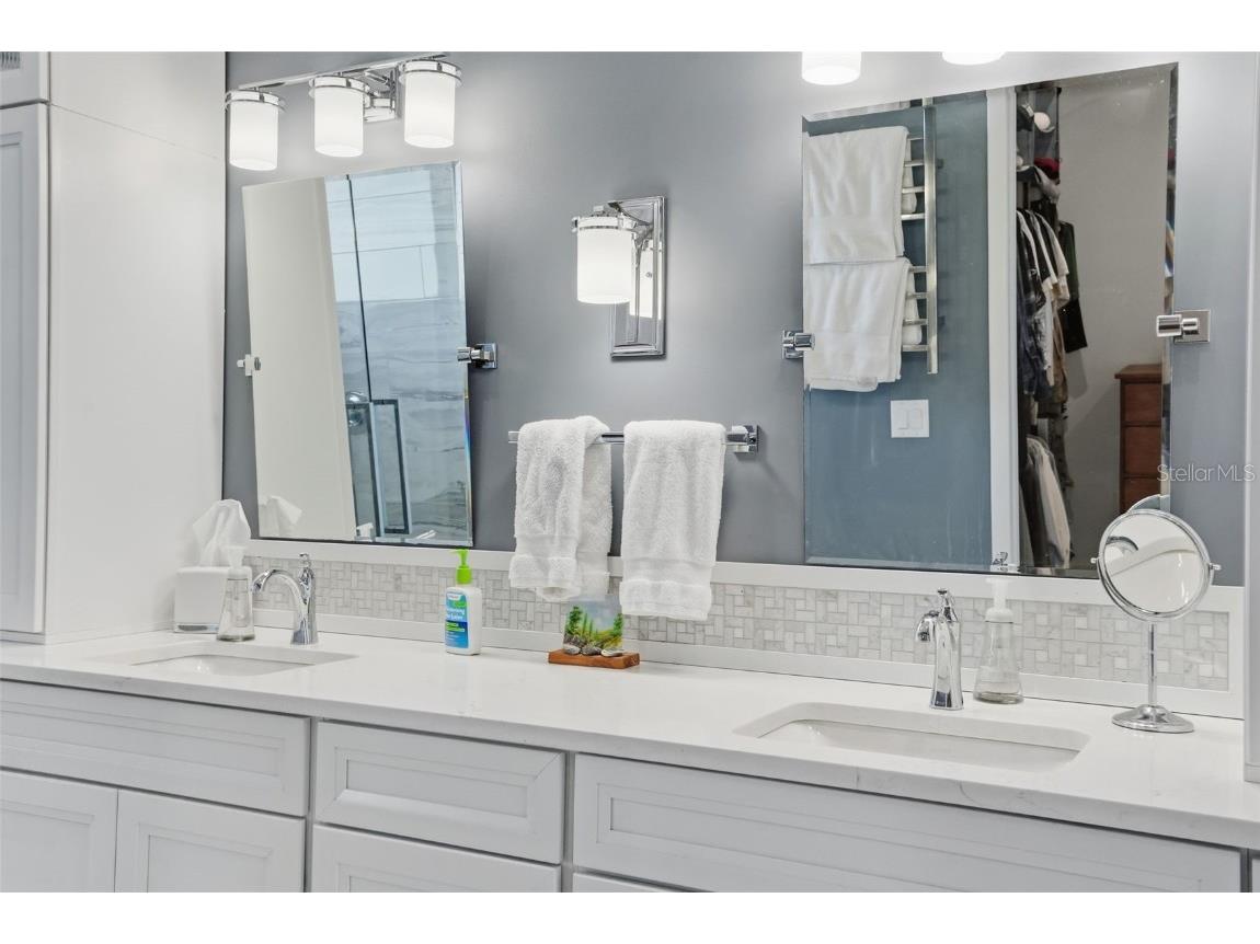 1242 N Circle Drive Crystal River FL 34429 - KING'S BAY CRYSTAL RIVER W7880855 image32