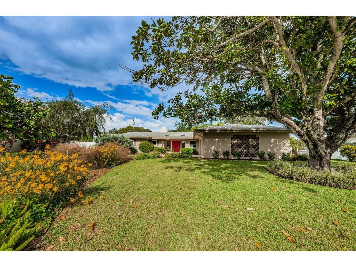 1242 Taylor Avenue Dunedin FL 34698 U8254649 image1