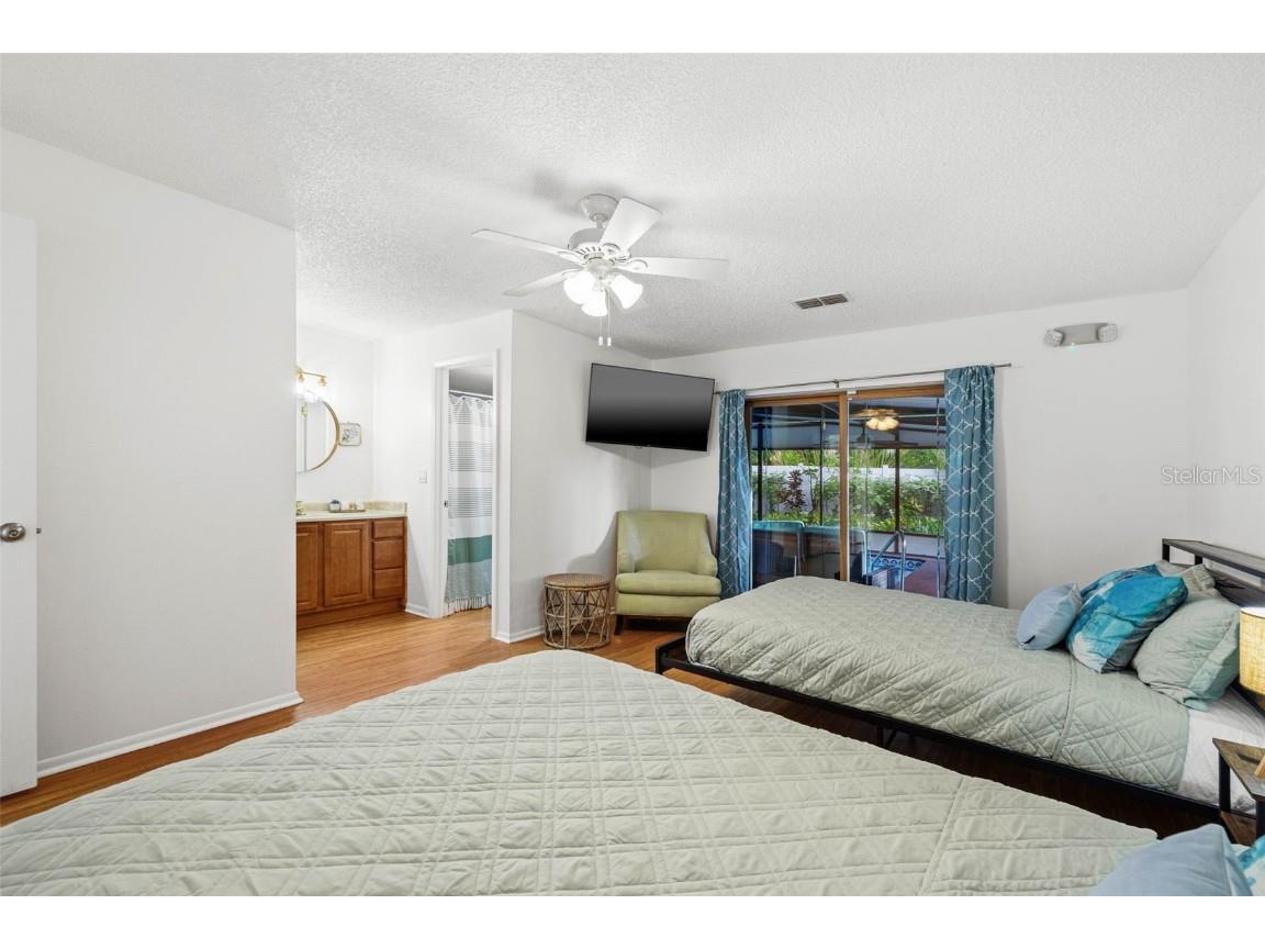 1242 Whisper Drive Largo FL 33770 TB8398062 image25