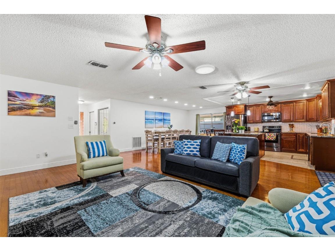 1242 Whisper Drive Largo FL 33770 TB8398062 image7