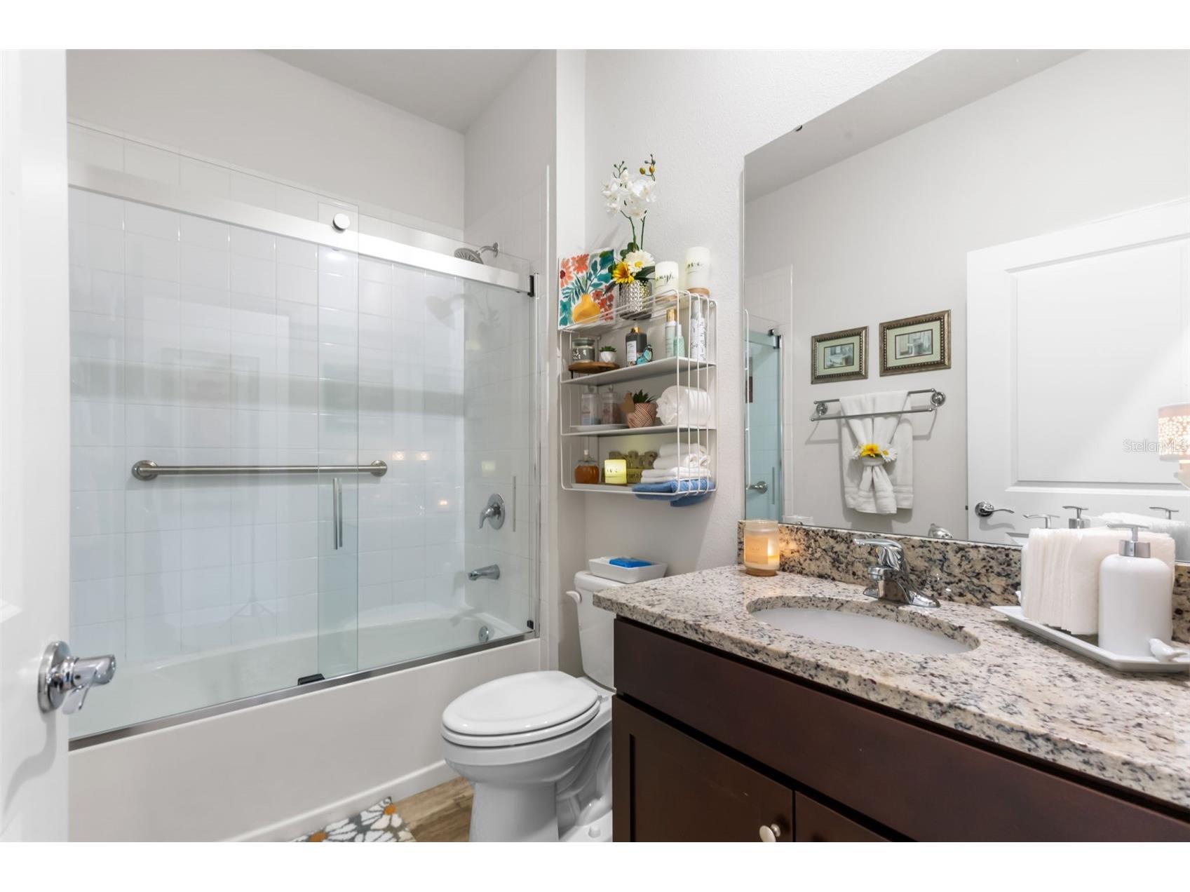 12421 Eastpointe Drive Dade City FL 33525 TB8499435 image16