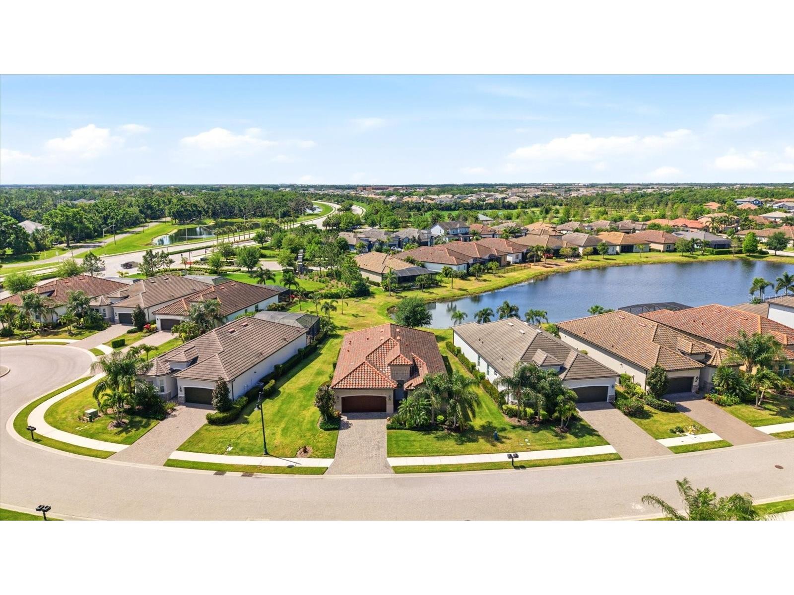 12422 Perennial Place Lakewood Ranch FL 34211 A4688672 image37