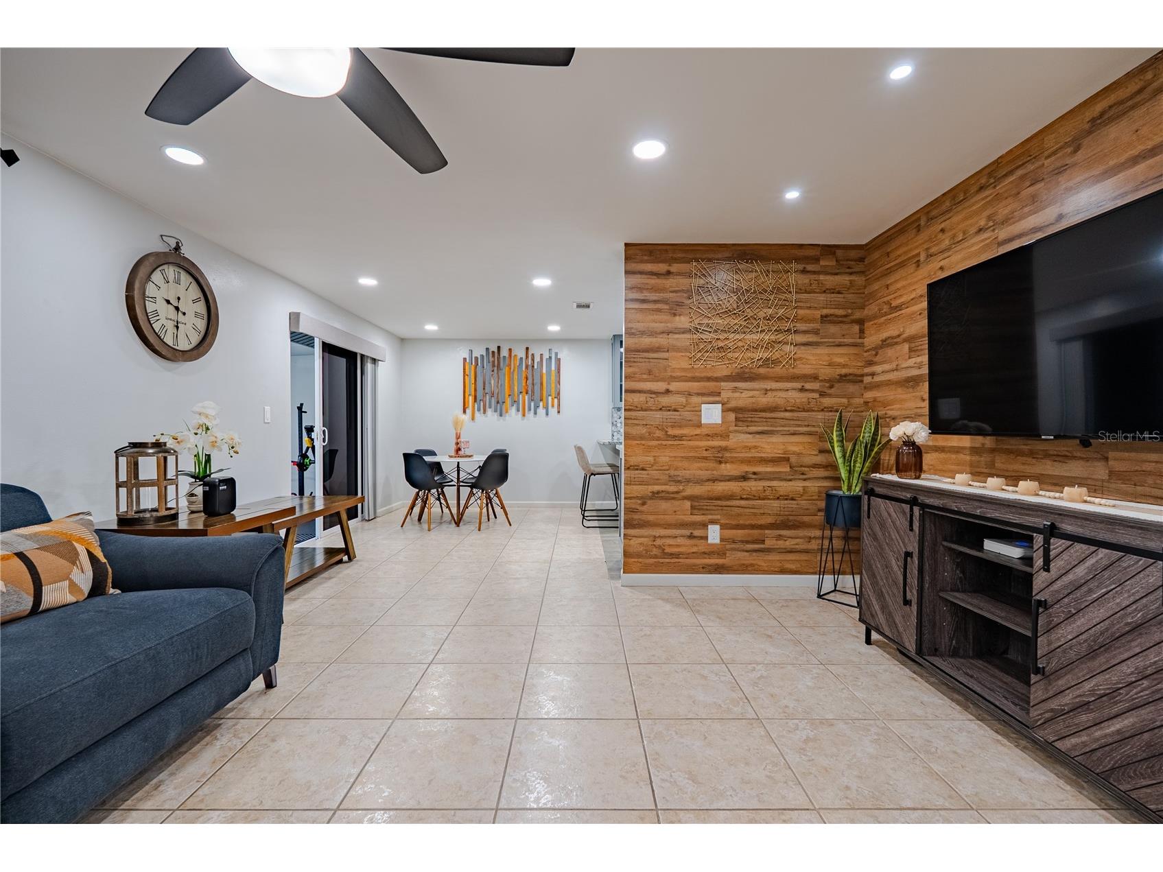 12423 Mondragon Drive Tampa FL 33625 TB8496799 image6