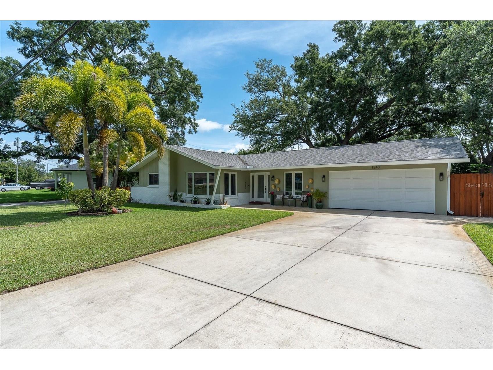1243 Brookside Drive Clearwater FL 33764 TB8504726 image2