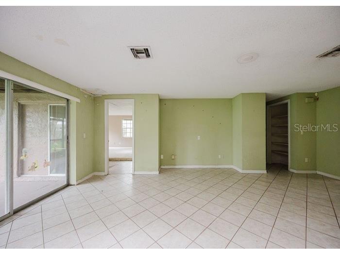 1243 Royal Oak Drive Dunedin FL 34698 TB8432315 image7