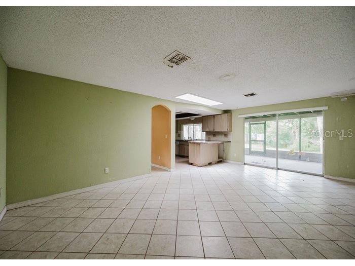 1243 Royal Oak Drive Dunedin FL 34698 TB8432315 image8