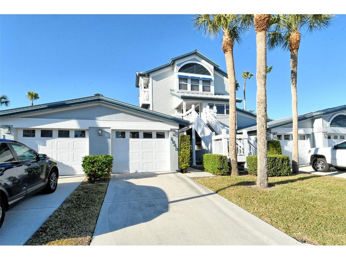 1243 Siesta Bayside Drive #D Sarasota FL 34242 A4671901 image1