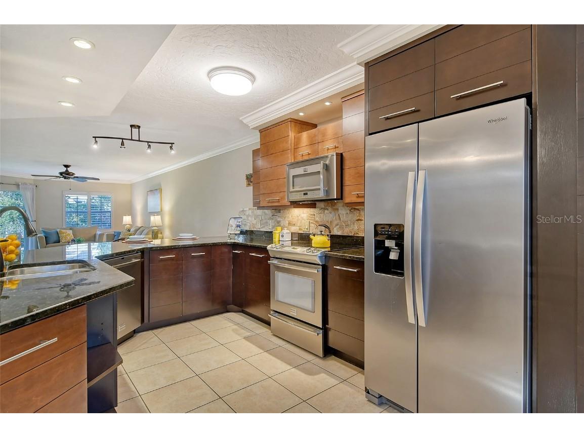 1243 Siesta Bayside Drive #D Sarasota FL 34242 A4671901 image23