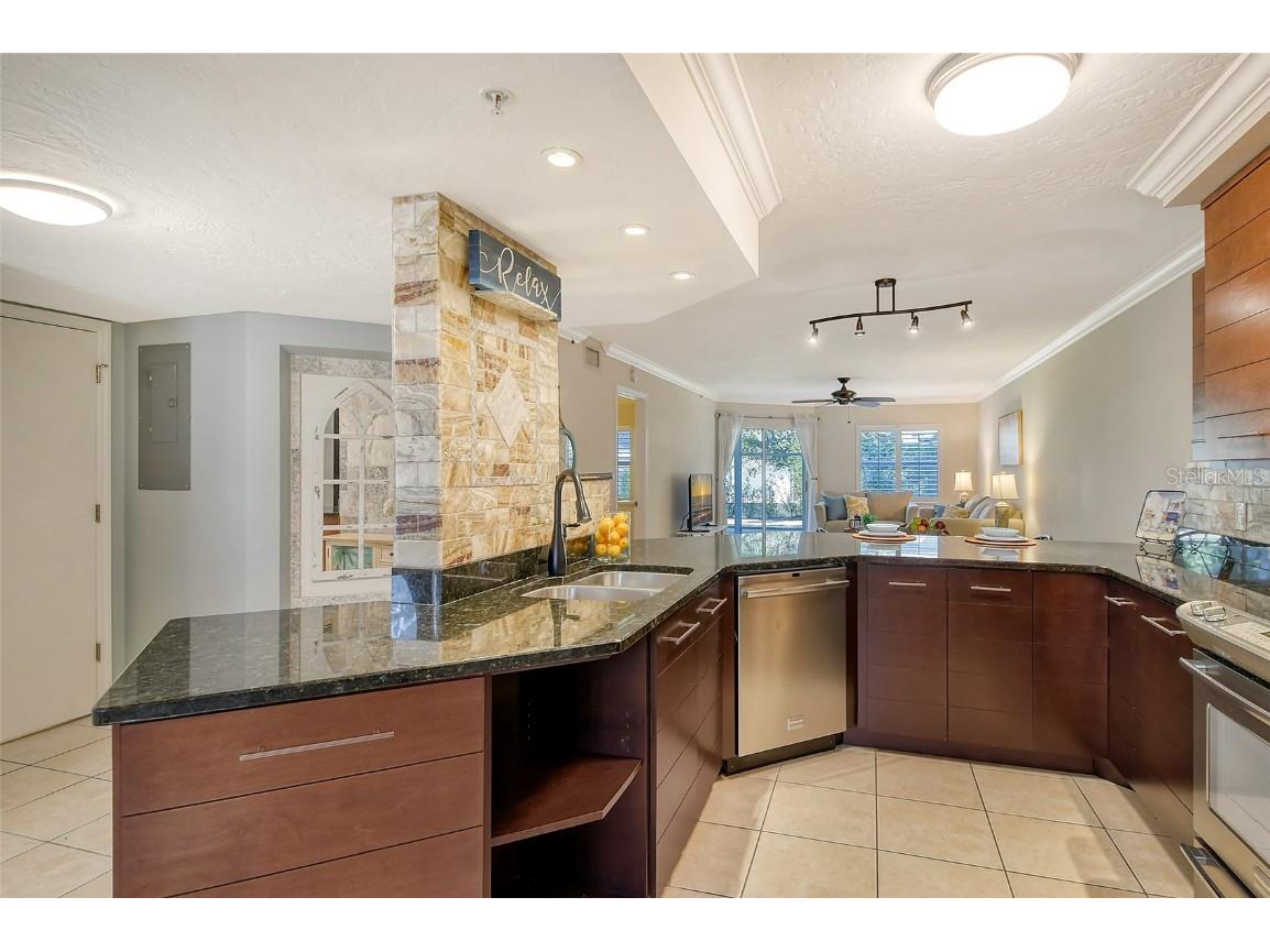 1243 Siesta Bayside Drive #D Sarasota FL 34242 A4671901 image24