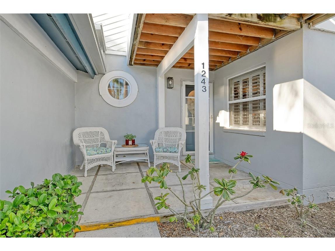 1243 Siesta Bayside Drive #D Sarasota FL 34242 A4671901 image3