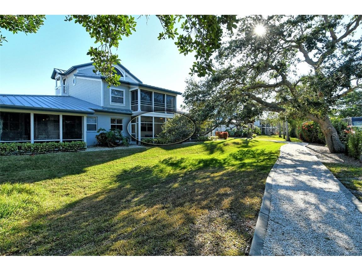 1243 Siesta Bayside Drive #D Sarasota FL 34242 A4671901 image38