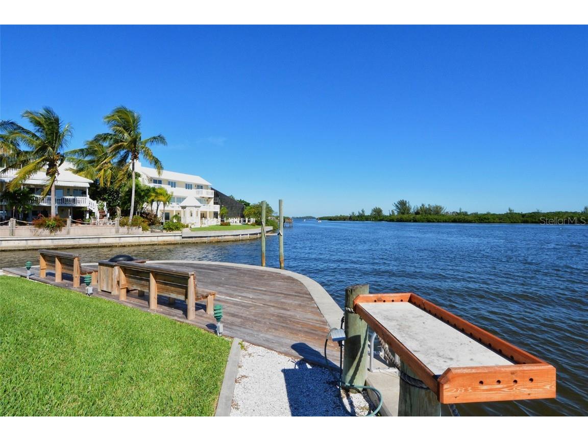 1243 Siesta Bayside Drive #D Sarasota FL 34242 A4671901 image49