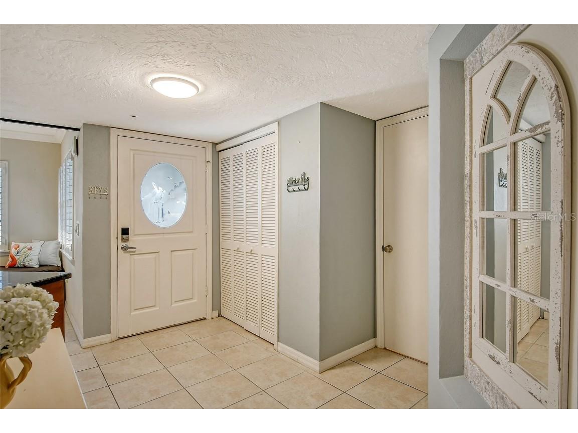 1243 Siesta Bayside Drive #D Sarasota FL 34242 A4671901 image5