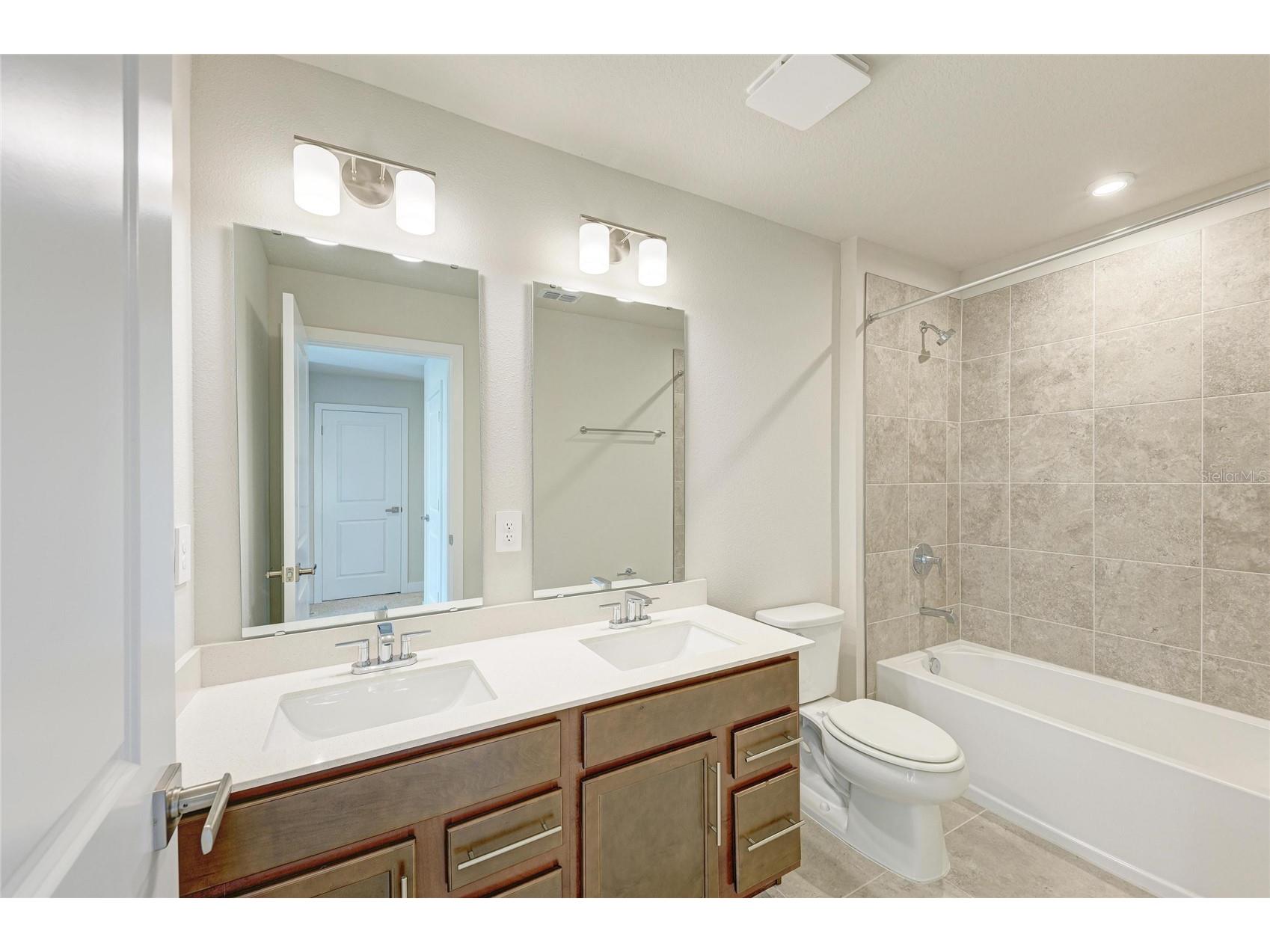 12435 Amber Creek Circle Bradenton FL 34211 A4681553 image22