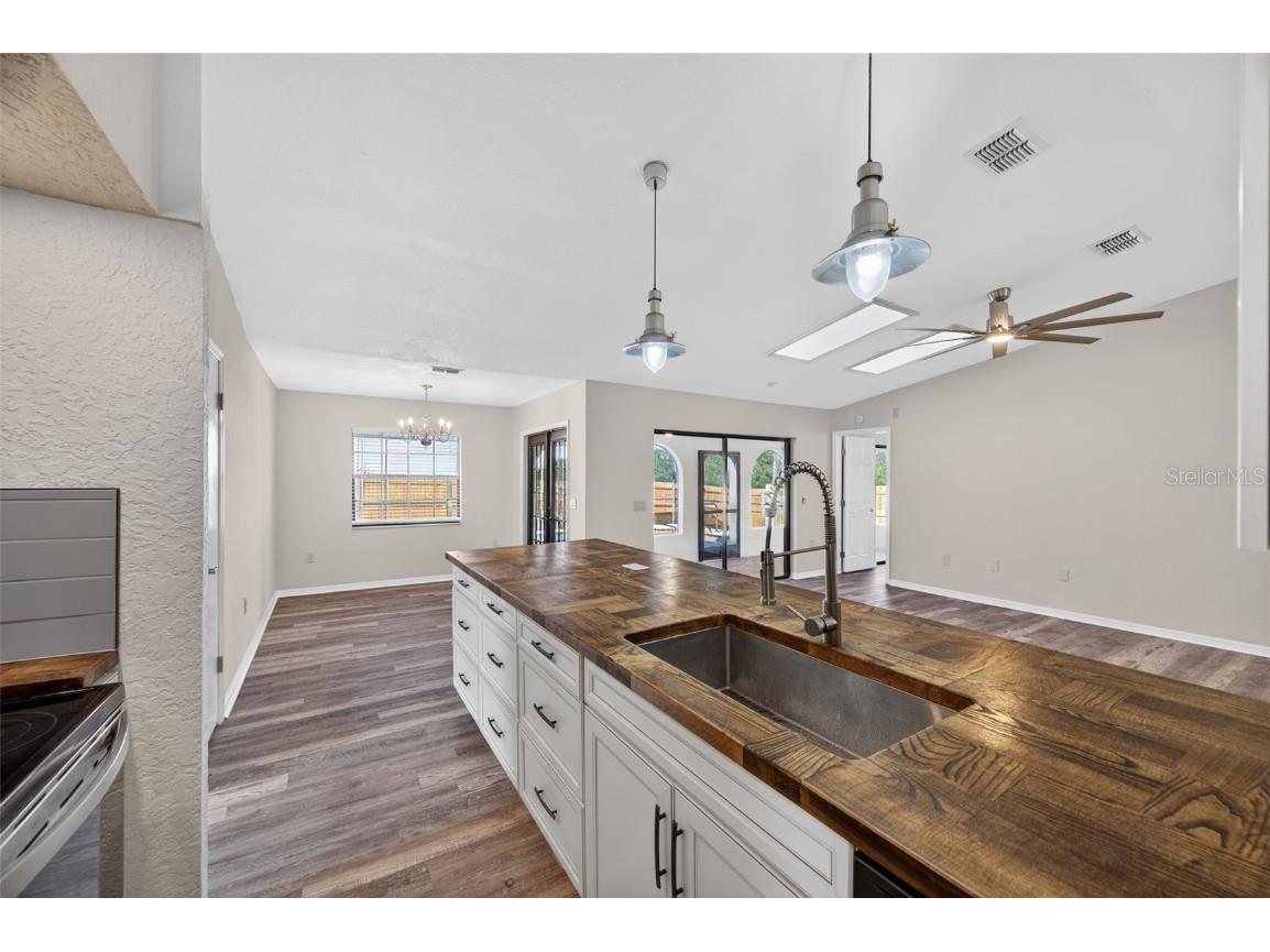 12435 Lola Drive Spring Hill FL 34608 TB8456862 image16