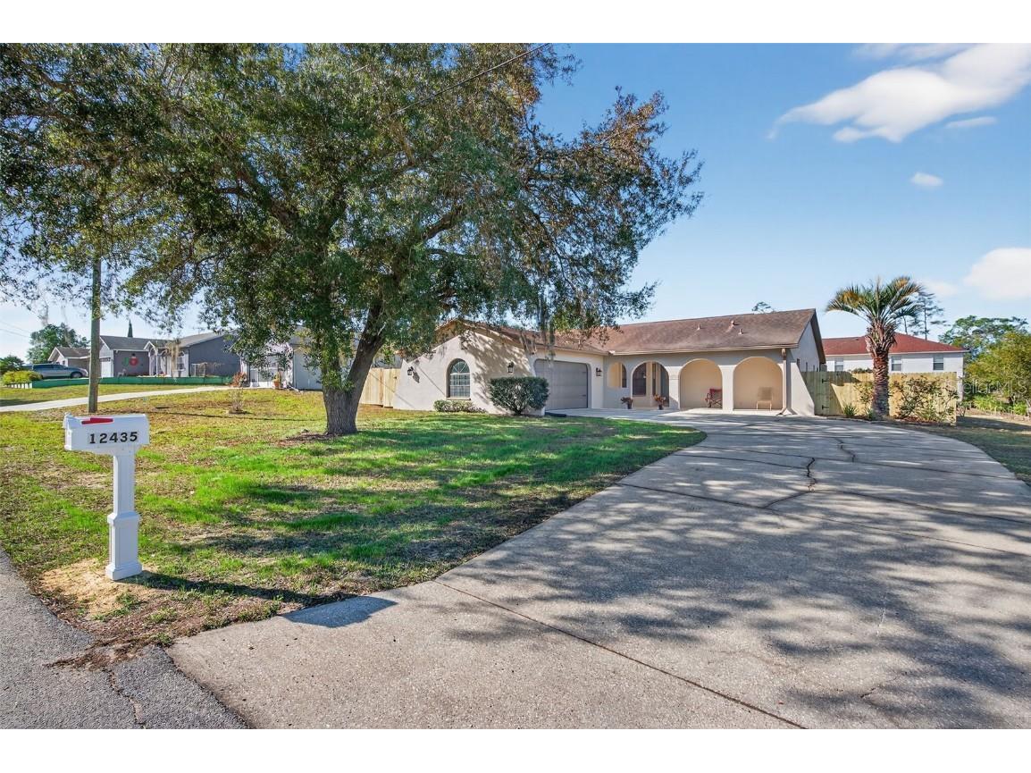 12435 Lola Drive Spring Hill FL 34608 TB8456862 image3