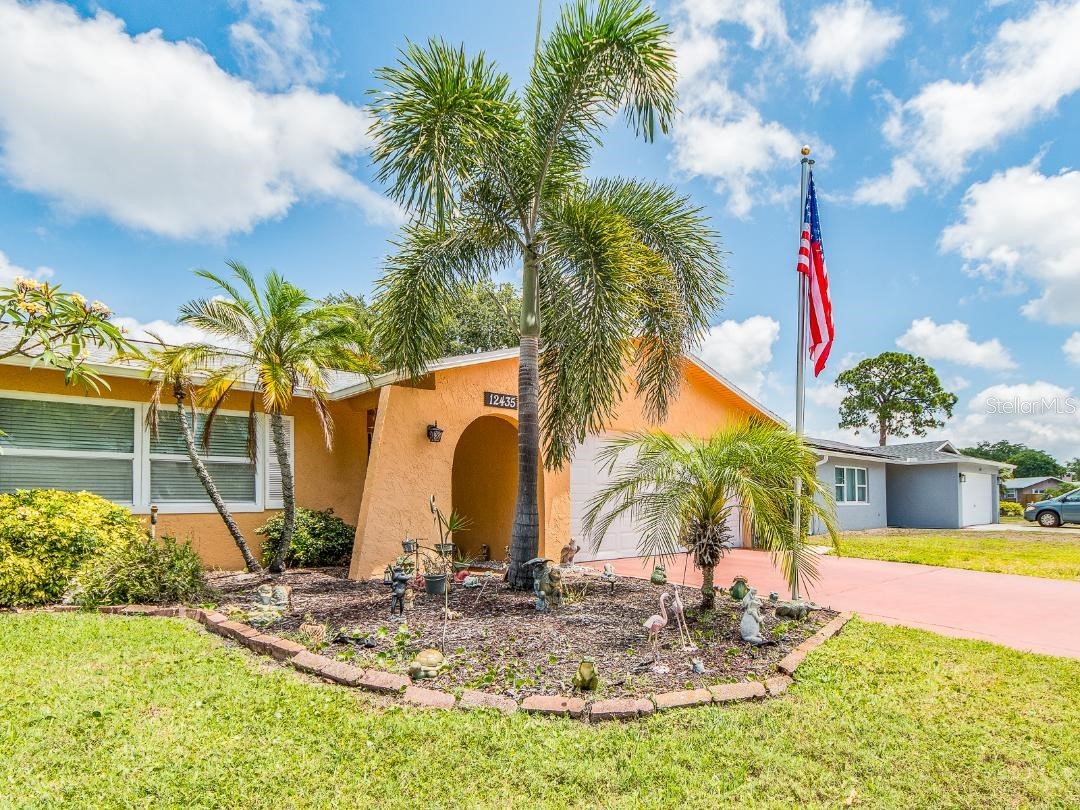 12435 Monarch Circle Seminole FL 33772 TB8506487 image2