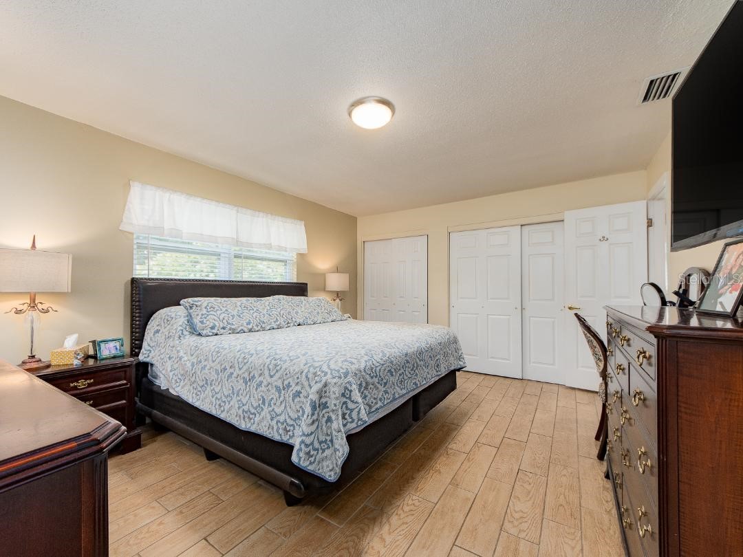 12435 Monarch Circle Seminole FL 33772 TB8506487 image20