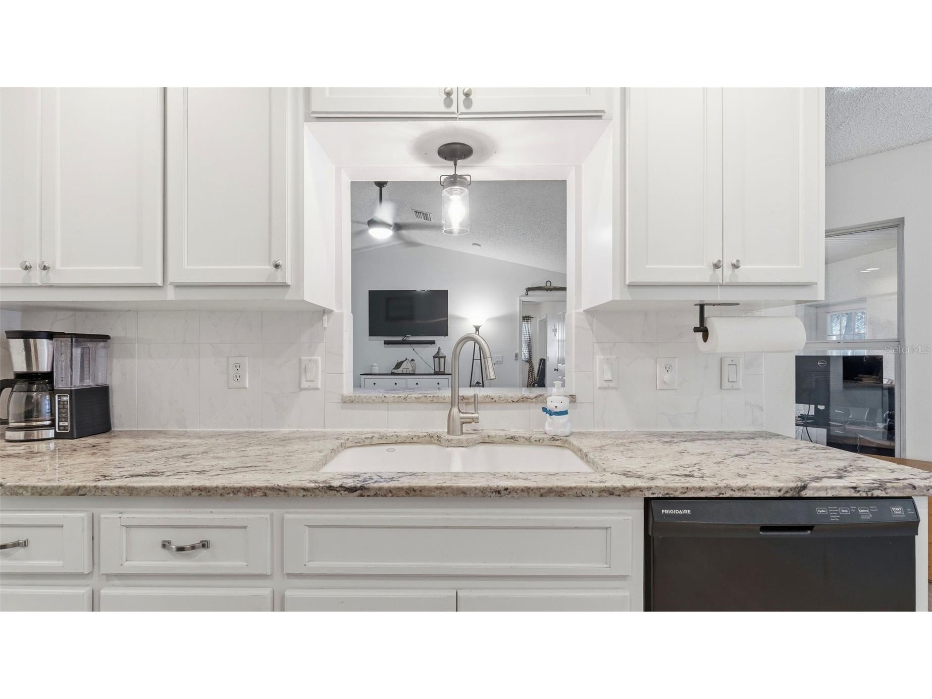 12435 S Canna Point Floral City FL 34436 TB8492022 image8