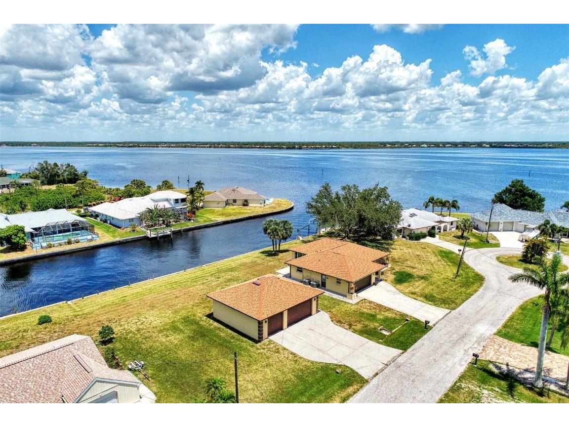 12436 Krome Avenue Port Charlotte FL 33981 - QUINLAIN WATERWAY D6136228 image1