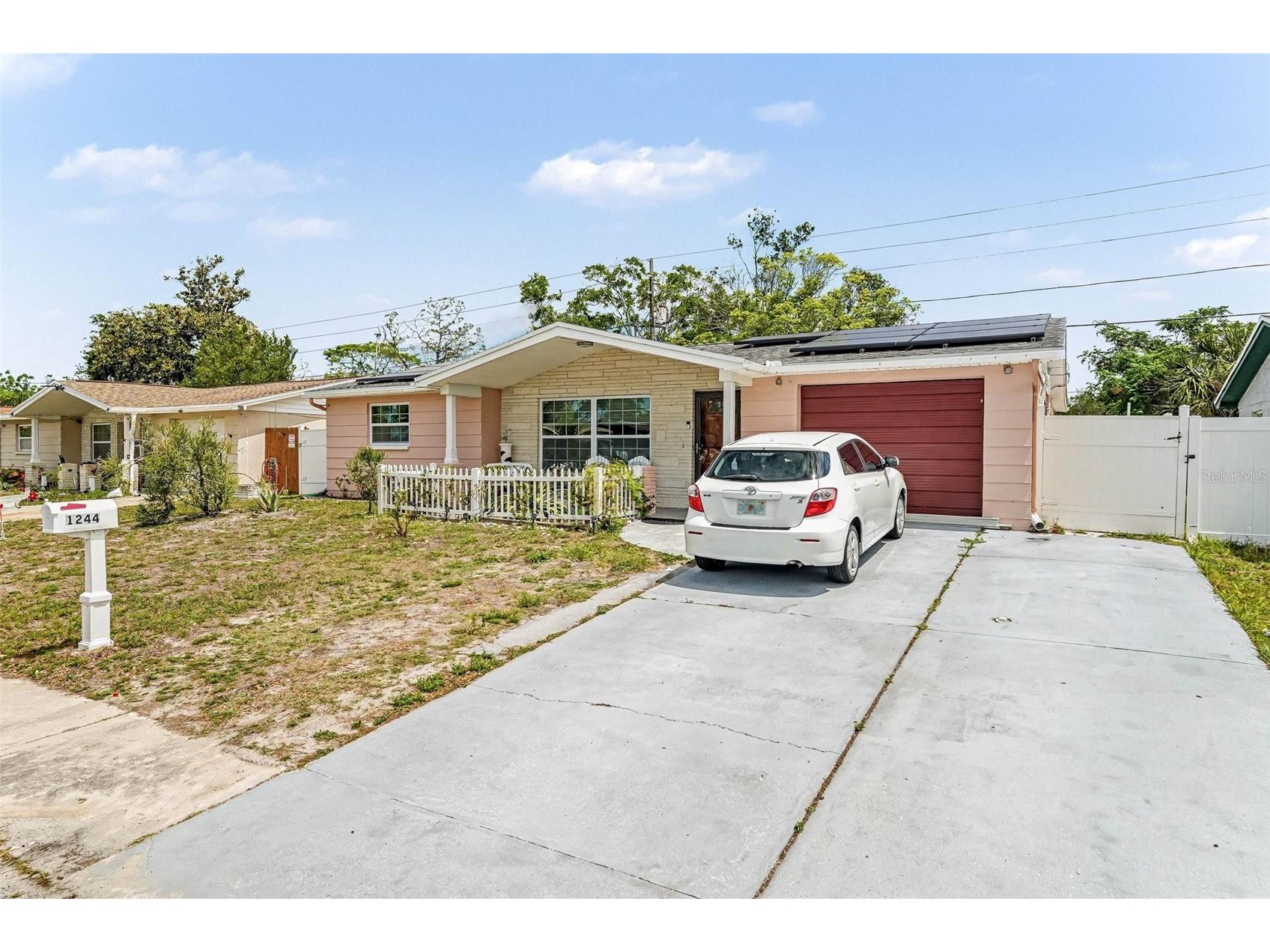 1244 Classic Drive Holiday FL 34691 TB8496555 image3