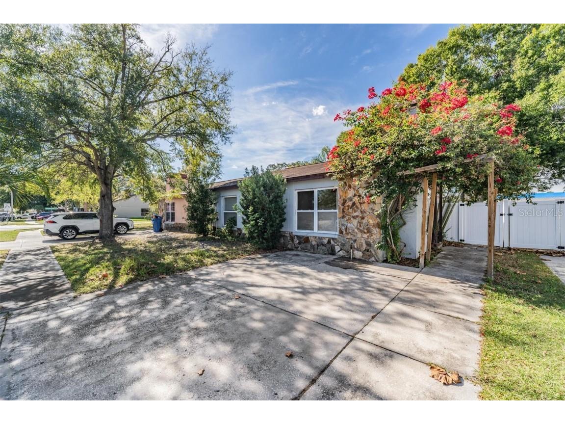 1244 Coolmont Drive Brandon FL 33511 T3488911 image1