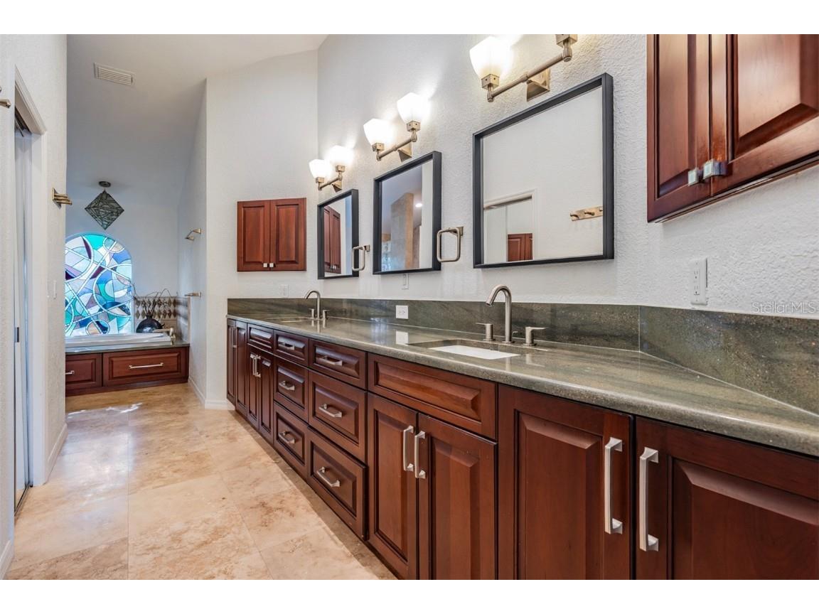 1244 Greybrooke Place Oldsmar FL 34677 TB8427929 image20