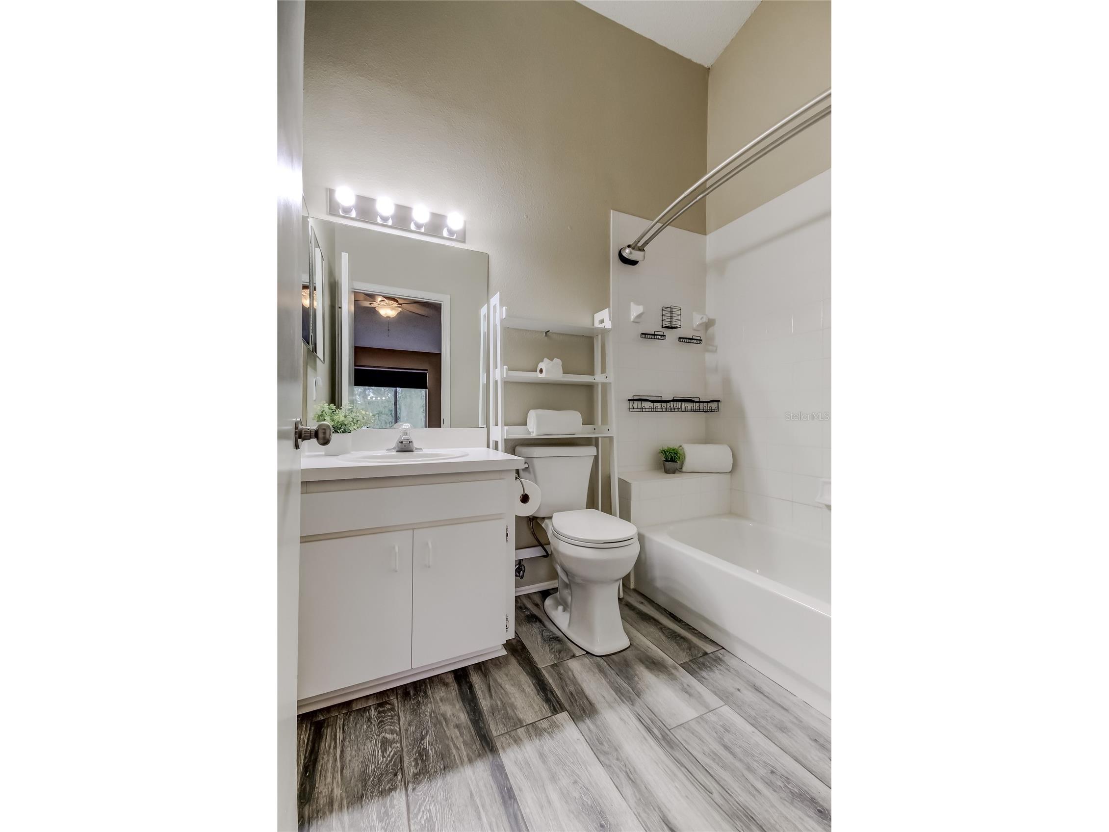 12440 Berkeley Square Drive Tampa FL 33626 TB8482465 image27